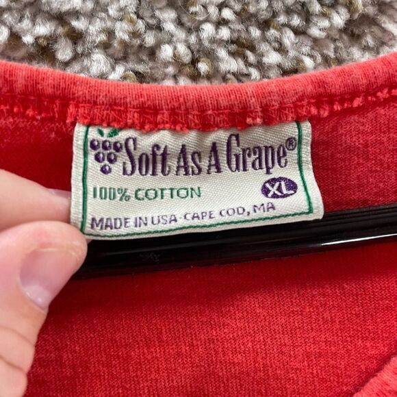 Vintage Soft As A Grape Shirt Womens Extra Large Pink Beach Chair Logo USA Made - Picture 8 of 10